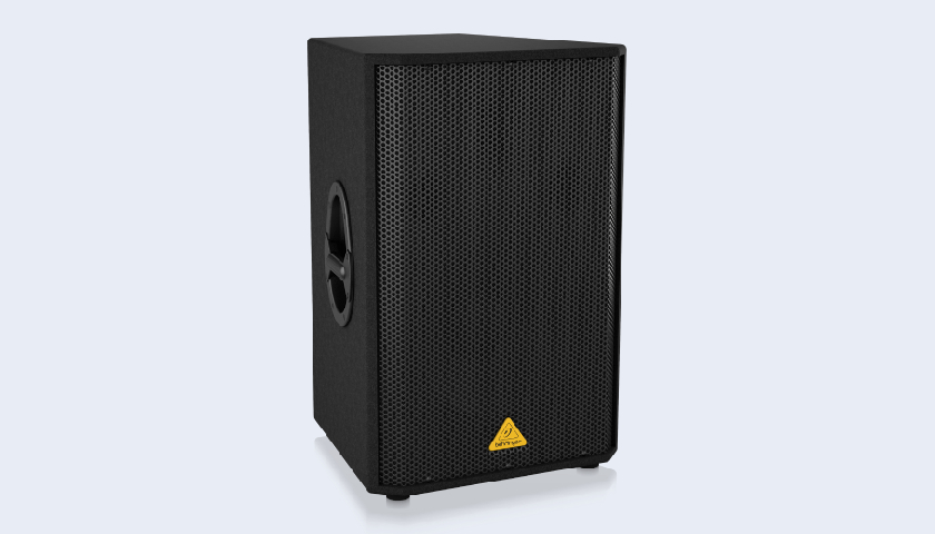 Широкая дисперсия и естественное звучание Behringer Eurolive VS1520 